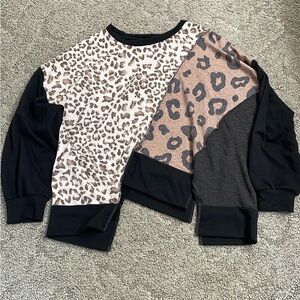 ** SOLD ** Boutique lightweight sweatshirt L